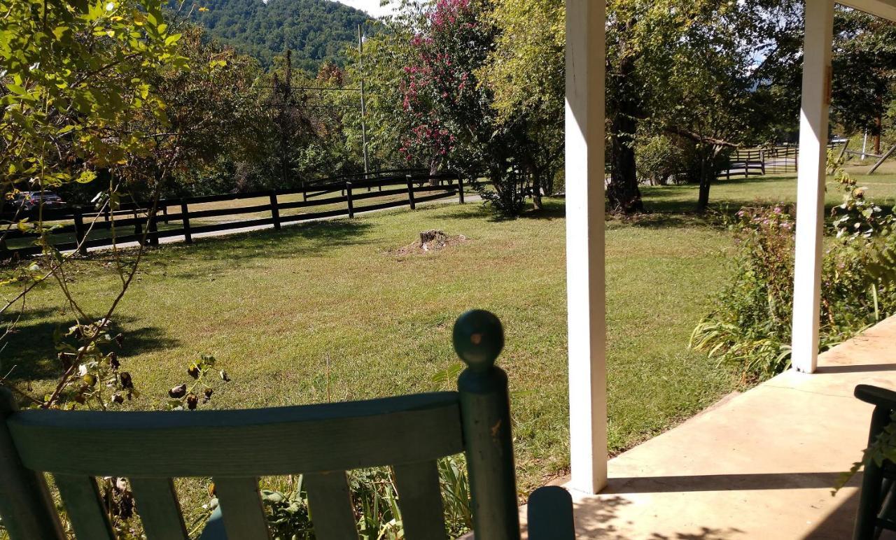 Graves Mountain Farm & Lodges Syria エクステリア 写真