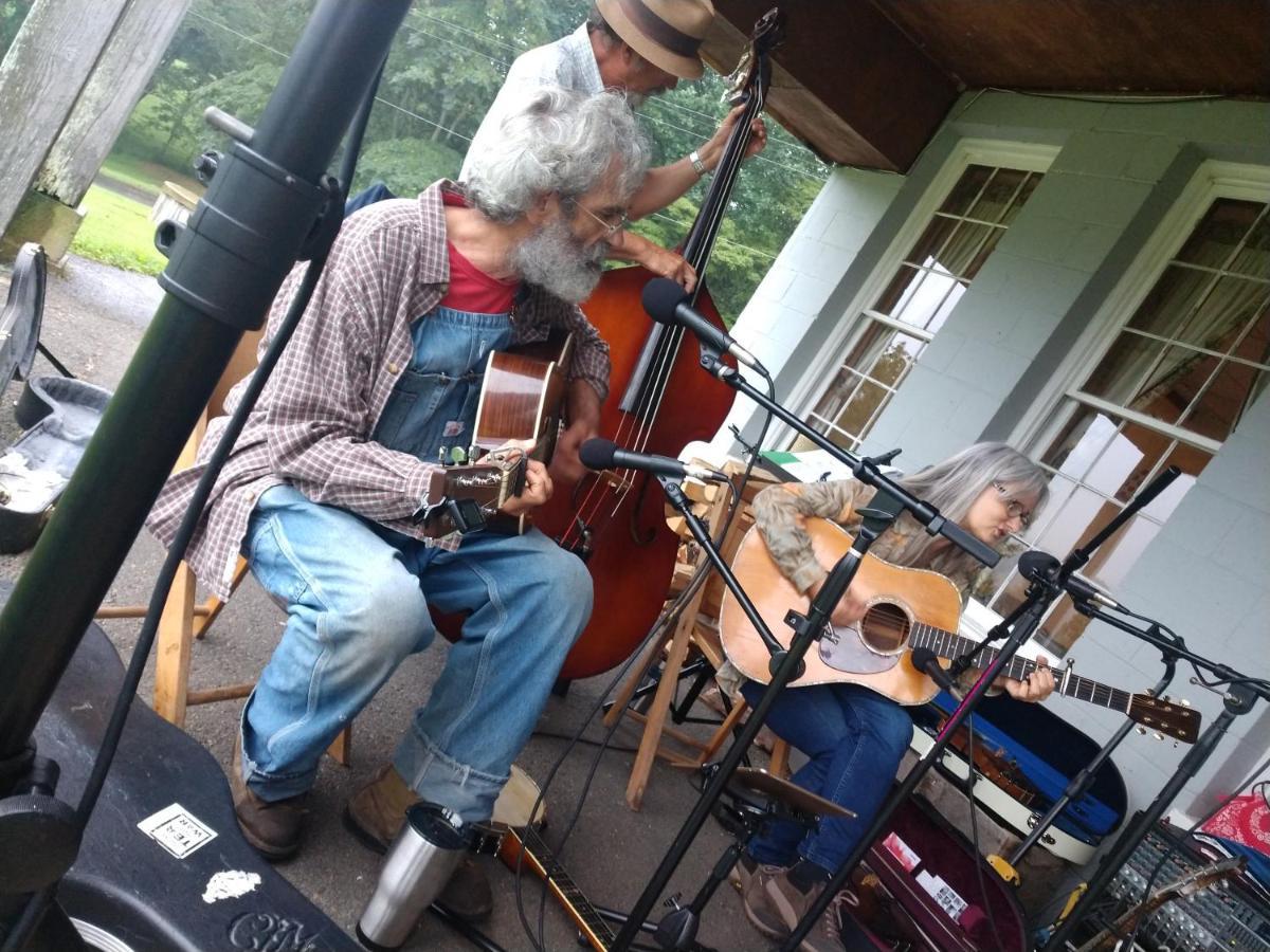 Graves Mountain Farm & Lodges Syria エクステリア 写真