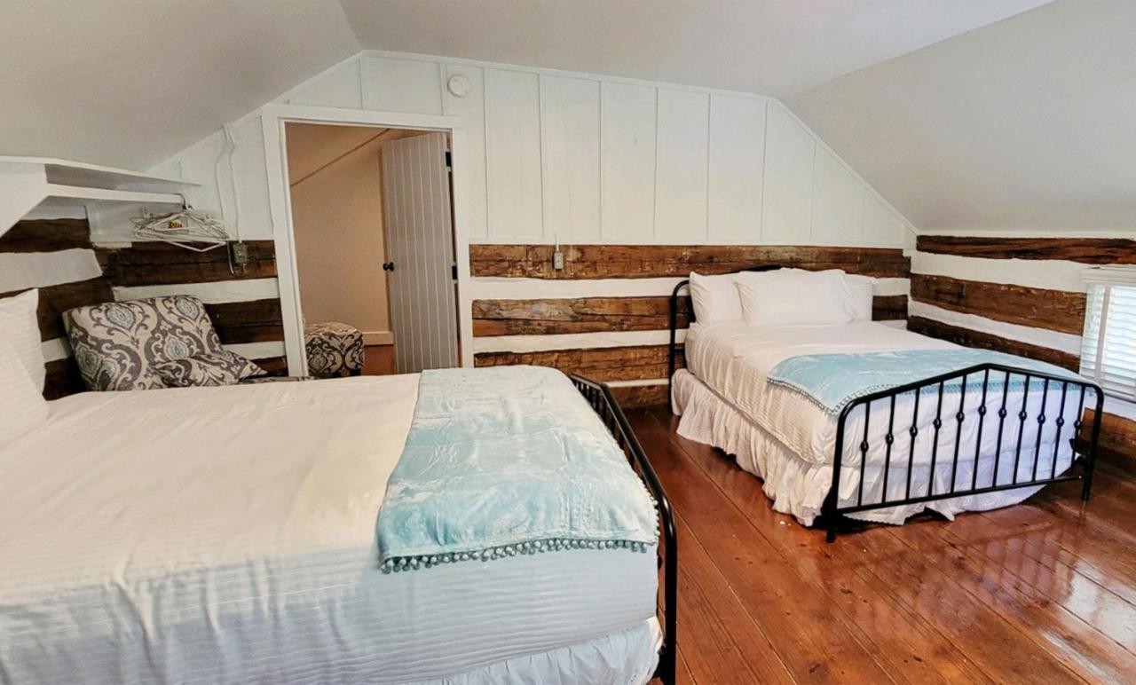 Graves Mountain Farm & Lodges Syria エクステリア 写真