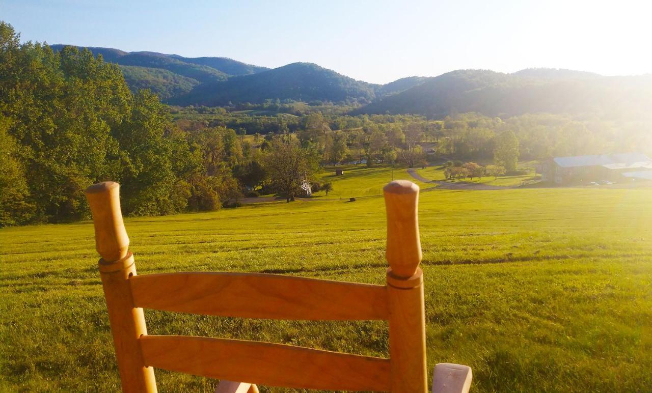 Graves Mountain Farm & Lodges Syria エクステリア 写真